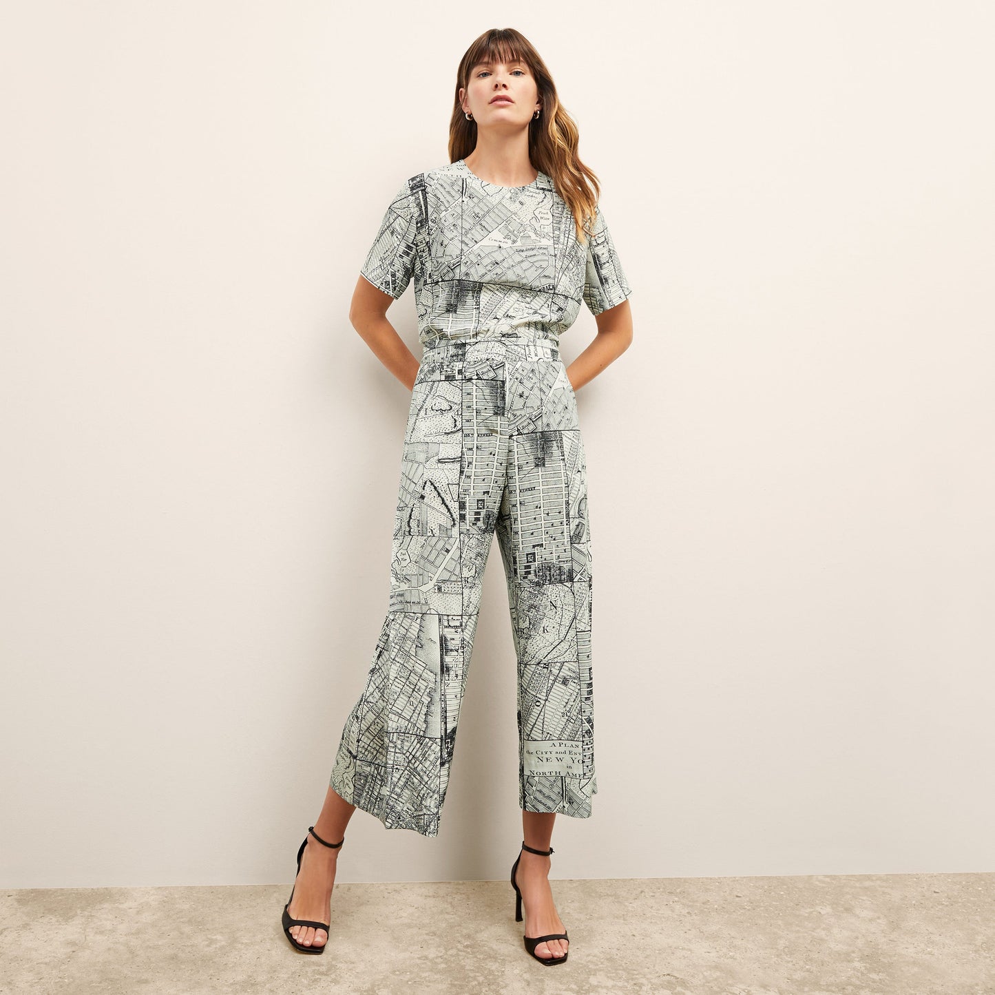 Annika Tee - Washable Silk :: Borough Print