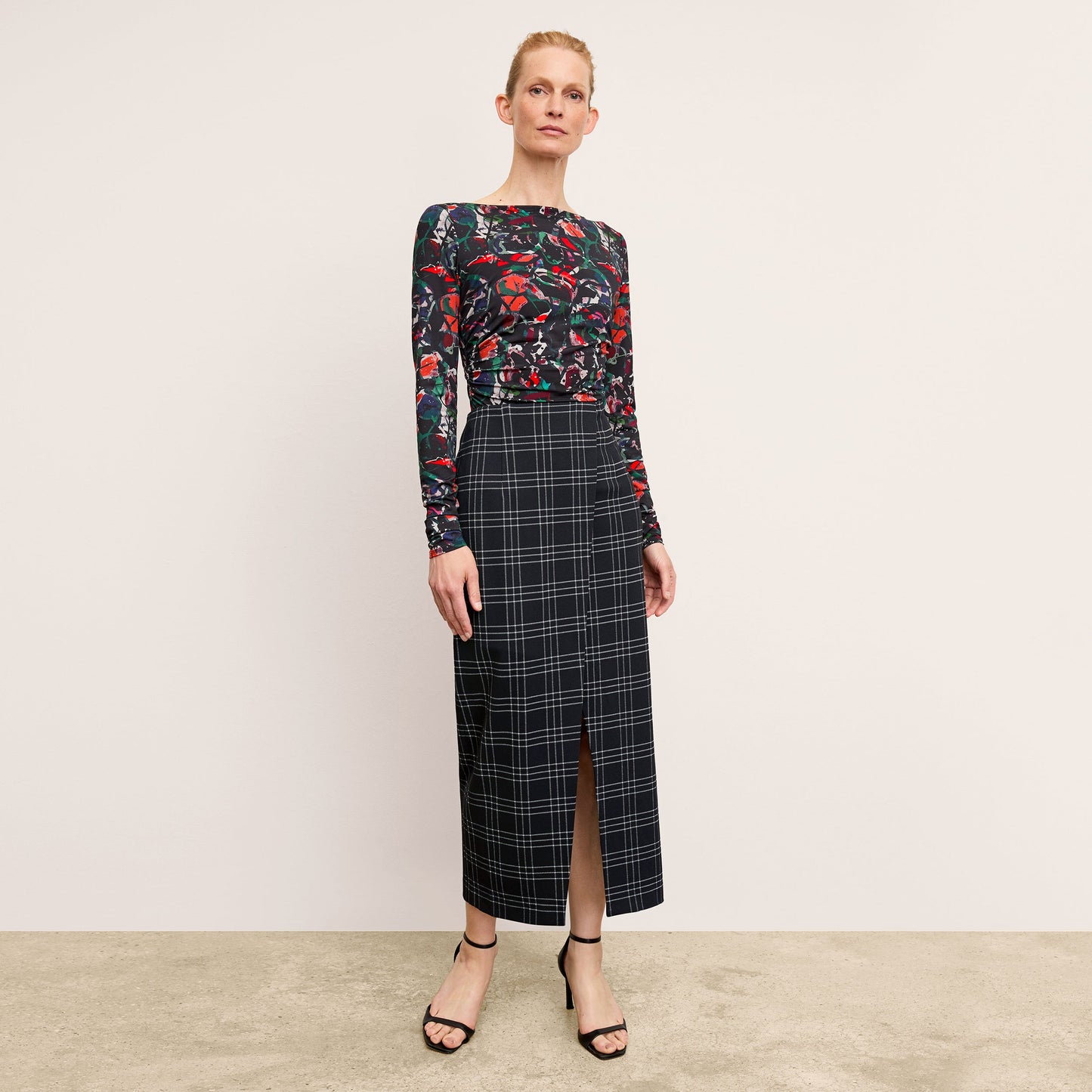 Amara Skirt - Knit Suiting :: Plaid