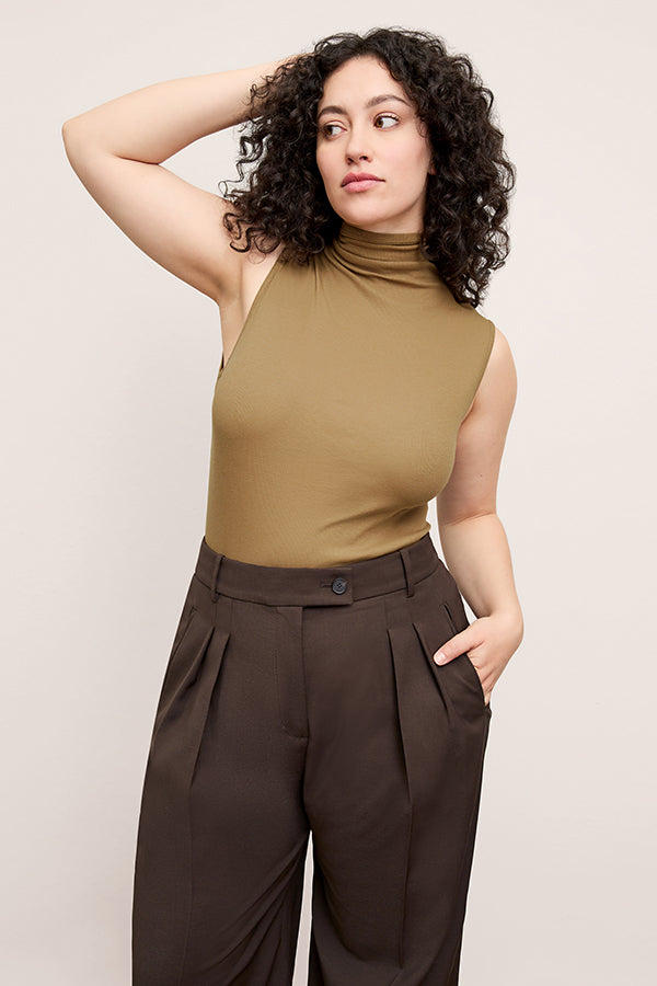 Bia Pleated Trouser - Air Twill :: Date